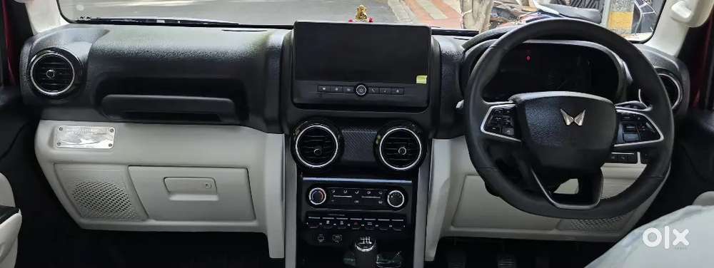 Mahindra Thar Roxx 2025