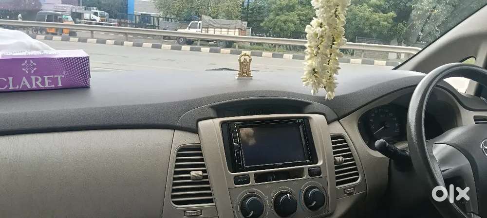 Toyota Innova 2012 Model Argent Sale Very Good Condition