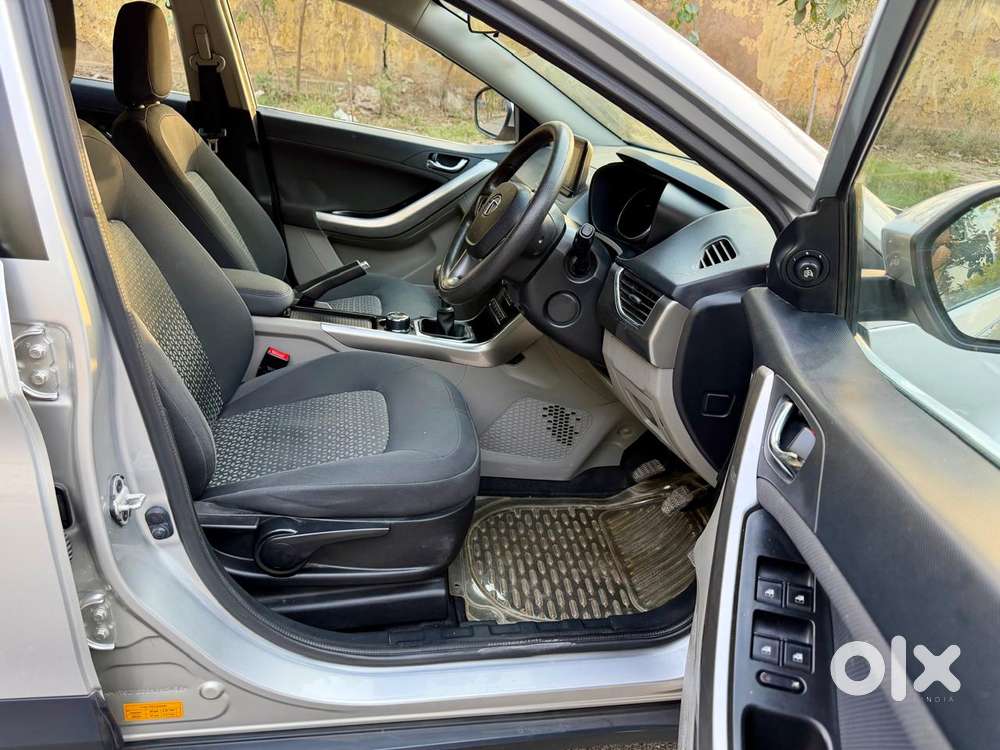 Tata Nexon 1.5 Revotorq Xz Plus, 2018, Petrol