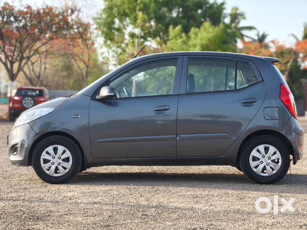 Hyundai I10 Sportz, 2012, Petrol