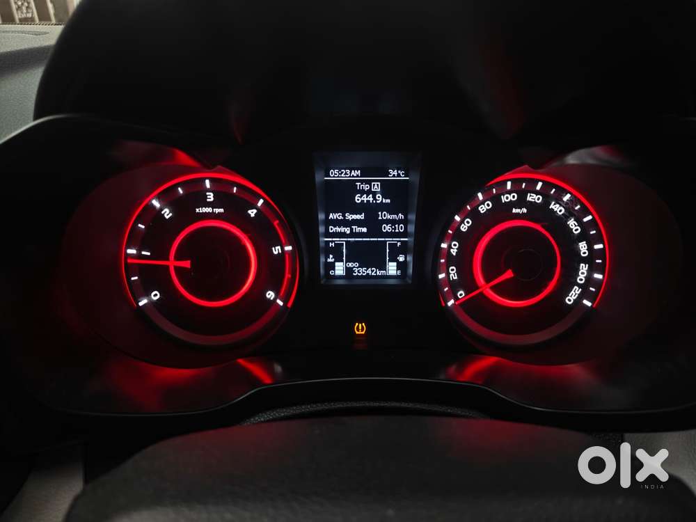 Mahindra Xuv300 W6 Diesel, 2023, Petrol