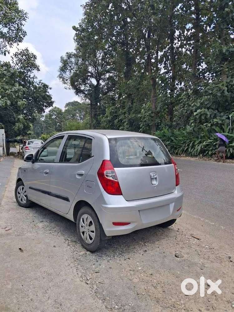 Hyundai Magna I10 1.2l Petrol (2011)