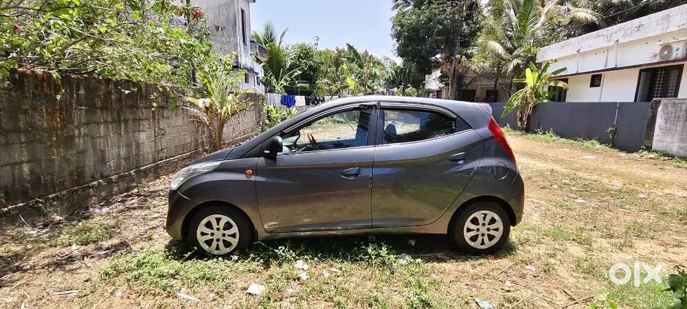 Hyundai Eon 2014 Petrol 74 Km Driven