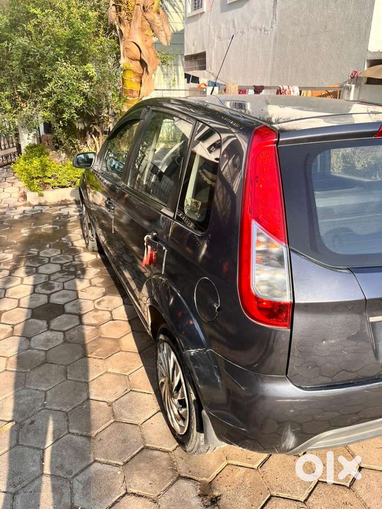 New Tyre With Stepni , New Battery, Car Play Vedio System(android,ios)