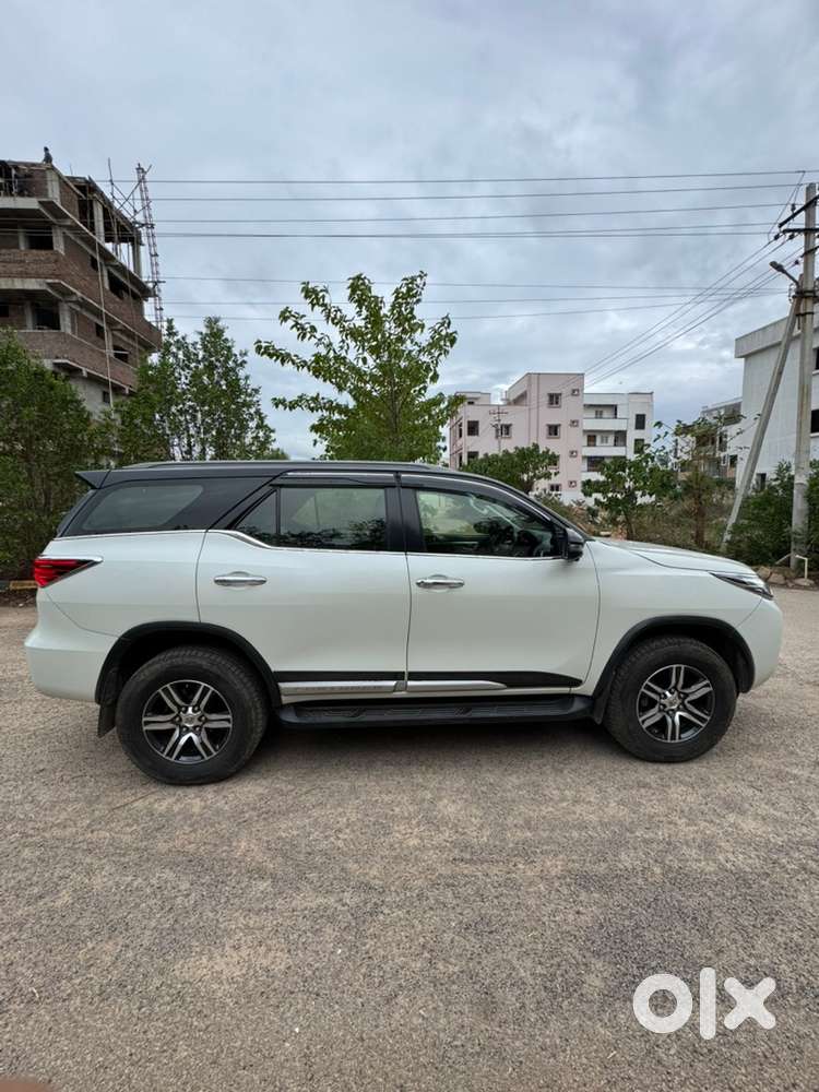 Toyota Fortuner Diesel 2019