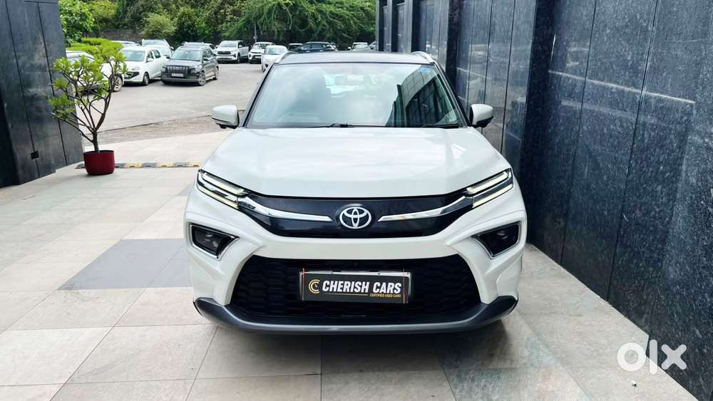 Toyota Urban Cruiser Hyryder 1.5 V Hybrid, 2023, Cng & Hybrids