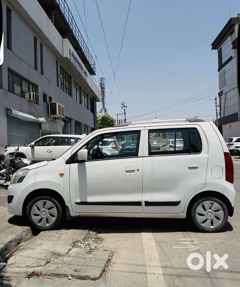 Maruti Suzuki Wagon R 1.2 Vxi, 2015, Cng & Hybrids