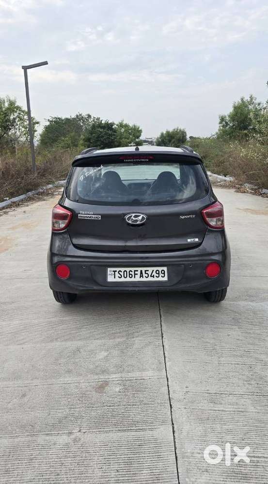 Hyundai Grand I10 2016-2017 Sportz, 2020, Petrol