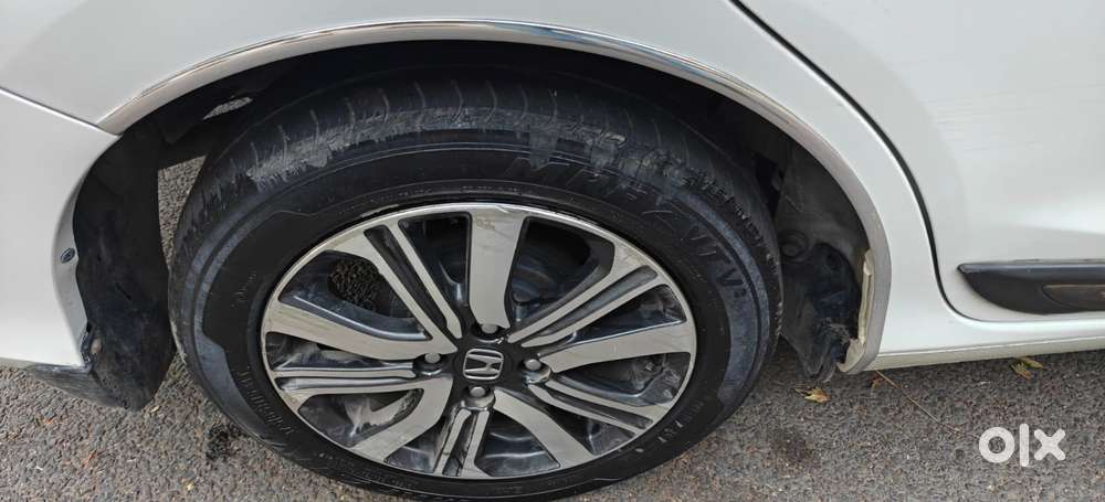 Honda Amaze, 2023, Petrol