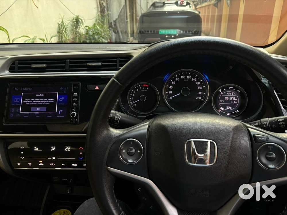 Honda City Vx 2017 November - Tax 2027 November