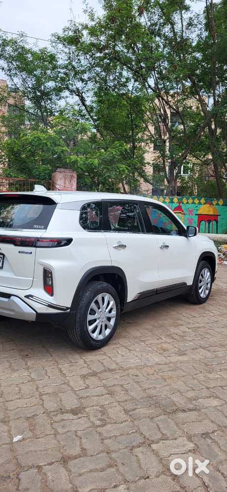 Maruti Suzuki Grand Vitara 1.5 Sigma Smart Hybrid, 2024, Petrol