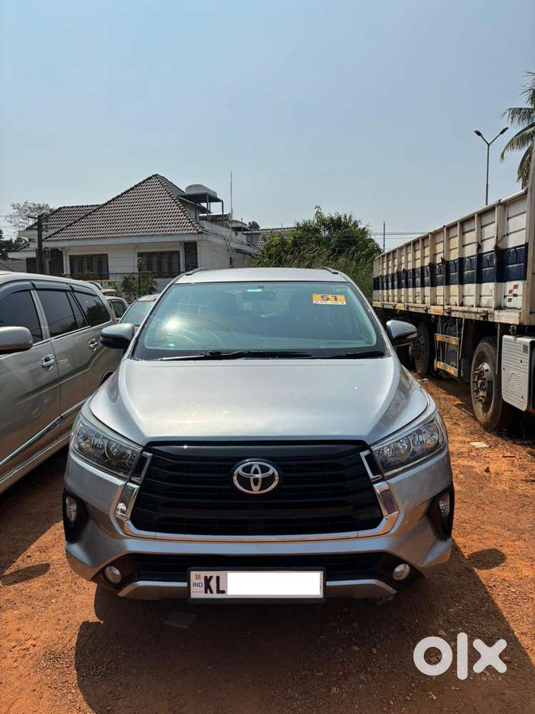 Toyota Innova Crysta 2.8 Gx At, 2017, Diesel