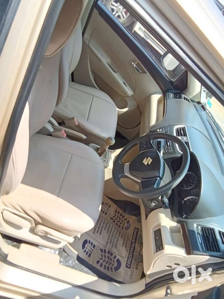 Maruti Suzuki Swift Dzire 1.2 Zxi, 2013, Petrol