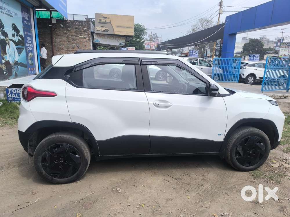 Tata Punch Ev Adventure Lr Ac Fc, 2025, Electric