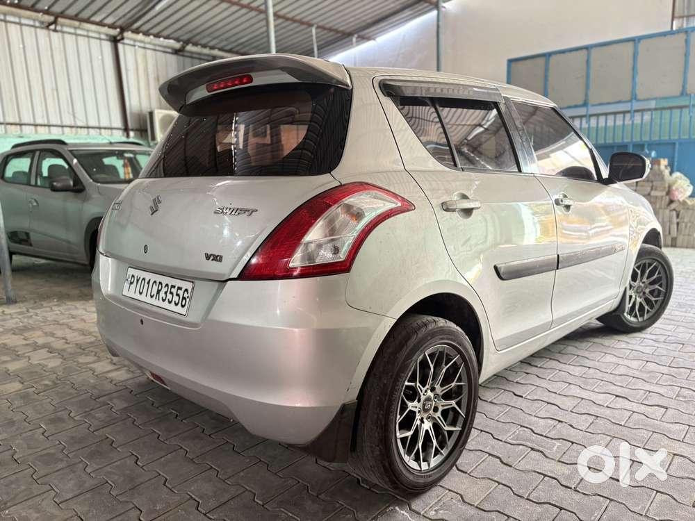 Maruti Suzuki Swift 1.3 Zxi, 2017, Petrol