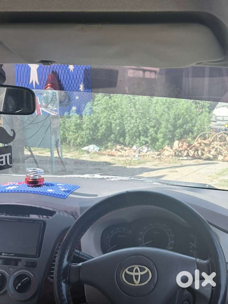 Toyota Innova Diesel 2011