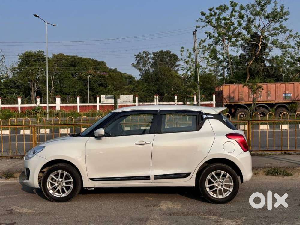 Maruti Suzuki Swift Vvt Zxi, 2019, Petrol