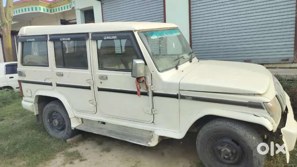 Mahindra Bolero 2010 Slx Paper 2031 Tak Complete Gorakhpur Rto Me Hai