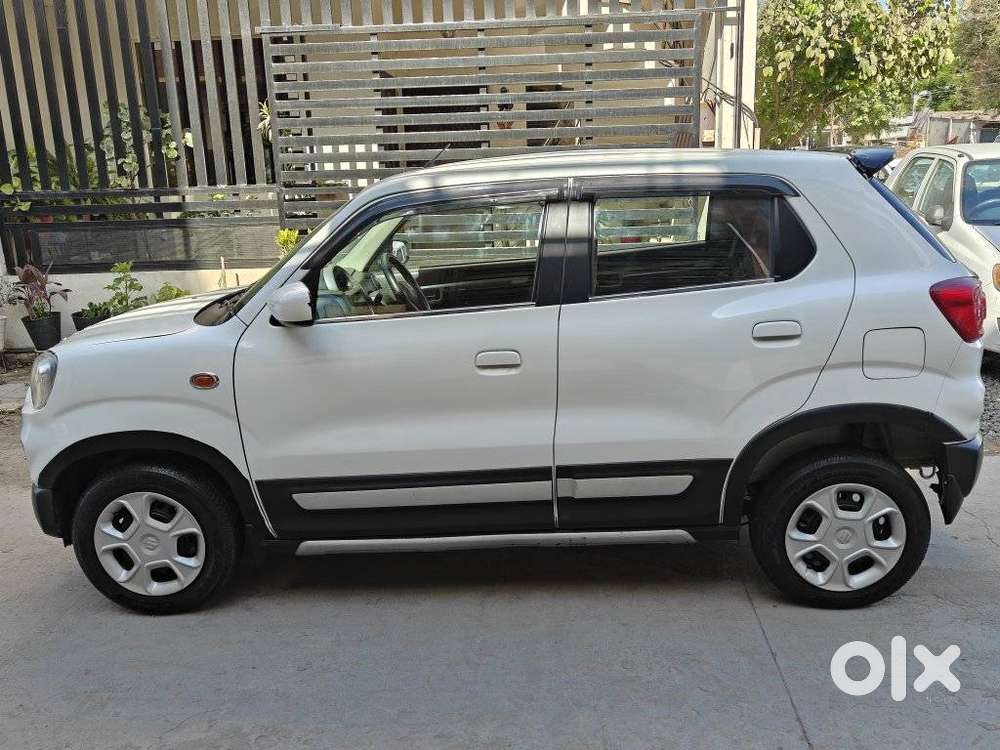 Maruti Suzuki S-presso Vxi Opt, 2022, Petrol