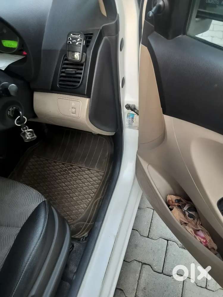 Hyundai Eon Magna 2011 Petrol
