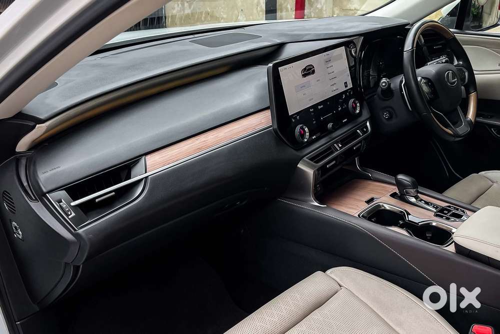 Lexus Rx, 2025, Petrol