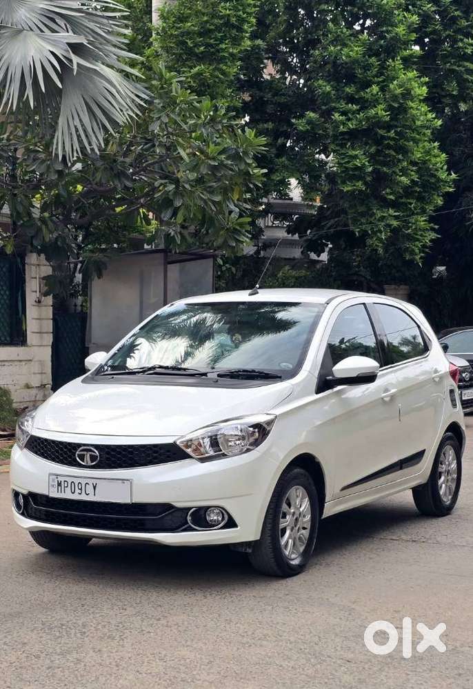 Tata Tiago 1.2 Revotron Xt (o), 2018, Petrol