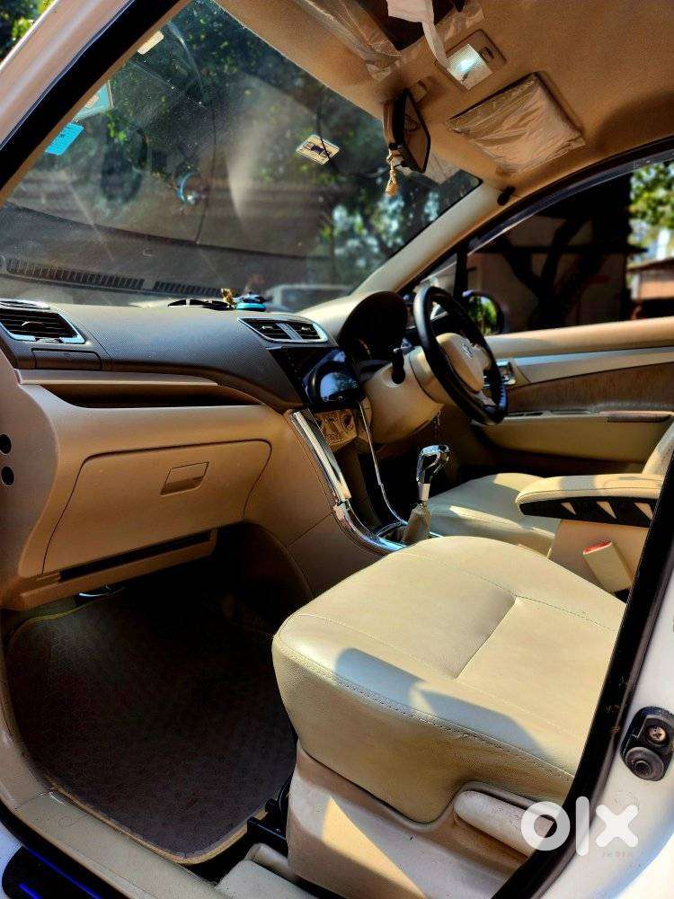 Maruti Suzuki Ertiga 1.4 Vxi Cng Anniversary Edition, 2016, Cng & Hy..