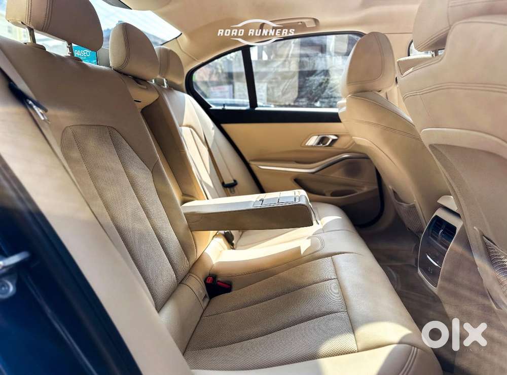 Bmw 3 Series 330i, 2022, Petrol