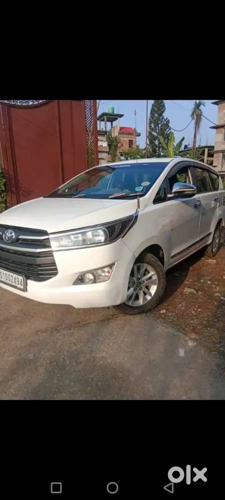 Toyota Innova Crysta 2017 Diesel 27000 Km Driven