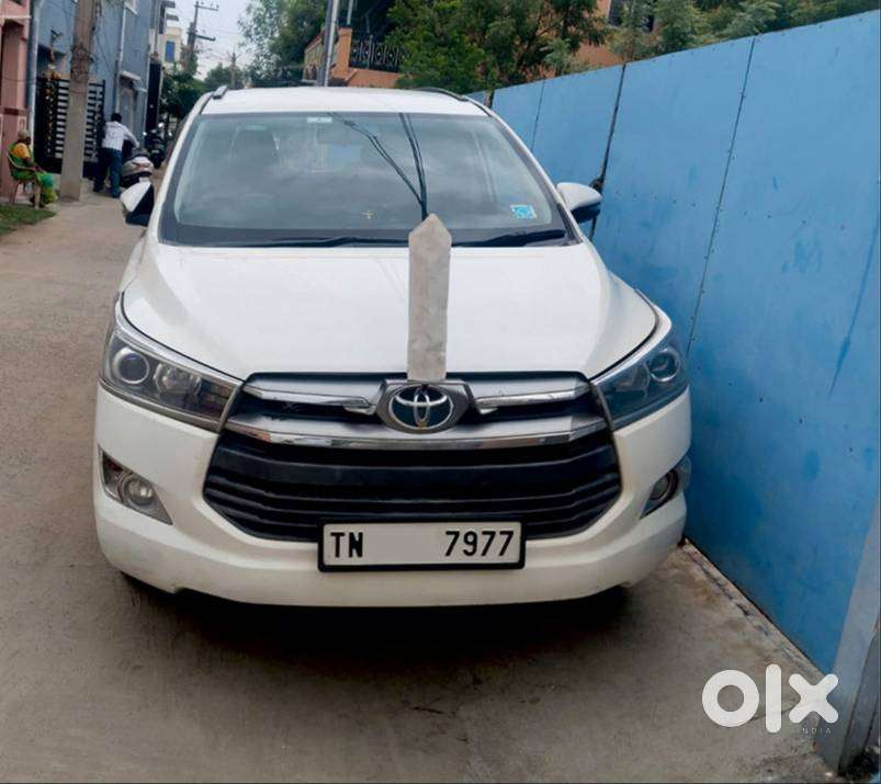 Toyota Innova Crysta 2018 Diesel Well Maintained