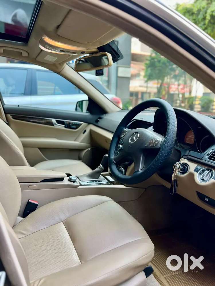 Mercedes-benz Class 2010 C200 Second Owner