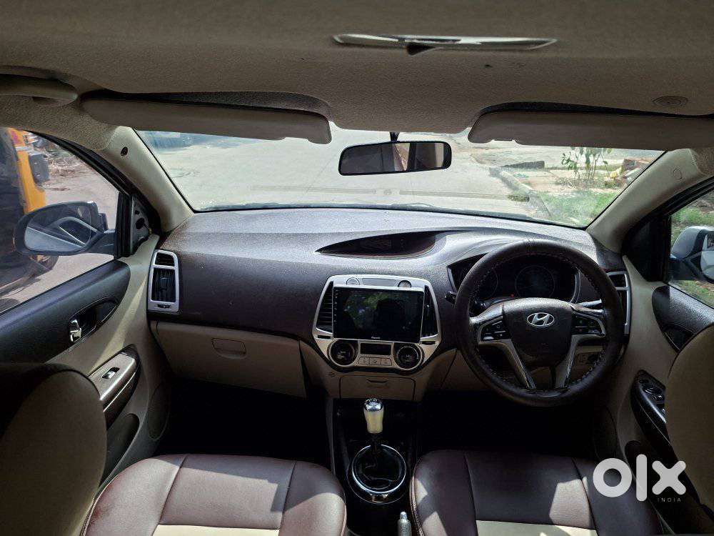 Hyundai I20 Sportz 1.4 Crdi 6 Speed Bs-iv, 2012, Diesel