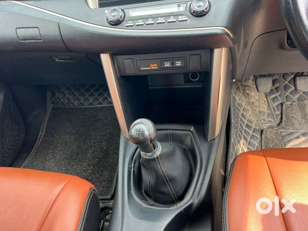 Toyota Innova Crysta 2017 Diesel Manual