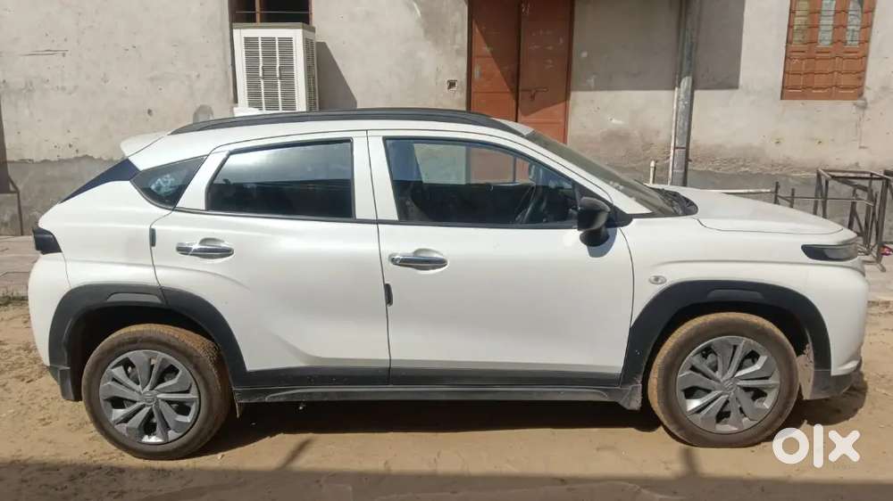 Maruti Suzuki Fronx 2025 Cng & Hybrids 7200 Km Driven