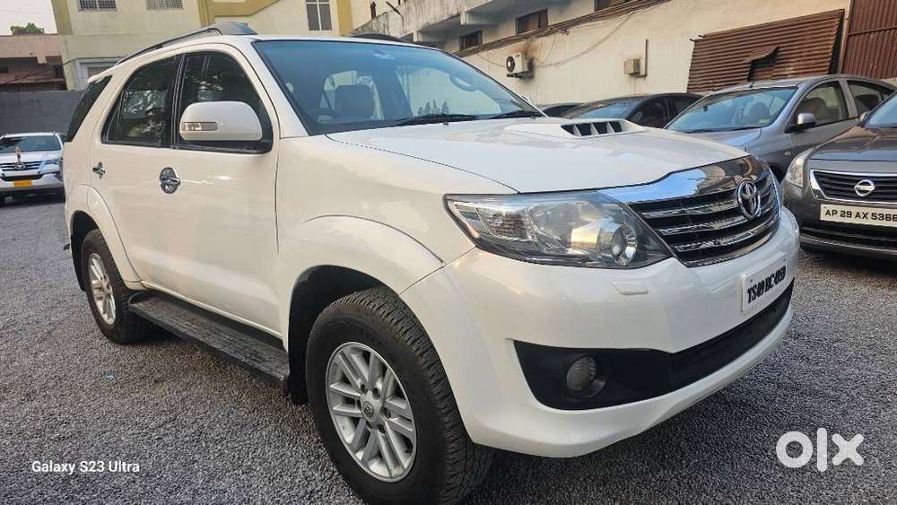 Toyota Fortuner 3.0 4x2 Automatic, 2014, Diesel