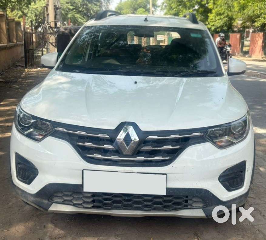 Renault Triber Rxt, 2024, Petrol