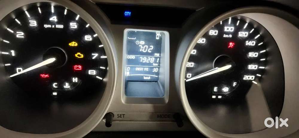 Tata Tiago, Petrol Top Model, Mannual 2017,  Milage About 20 Kmpl