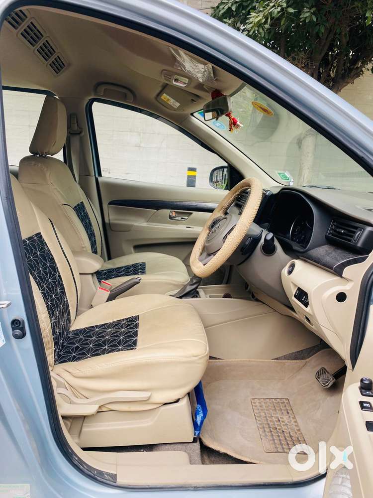 Maruti Suzuki Ertiga Zxi At, 2022, Petrol