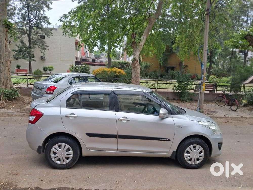 Maruti Suzuki Swift Dzire 1.2 Vxi Bsiv, 2013, Petrol
