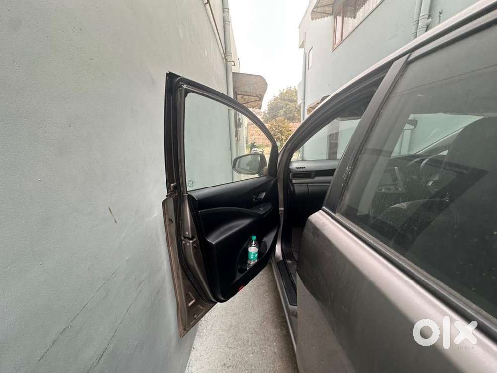 Toyota Innova Crysta All Orginal
