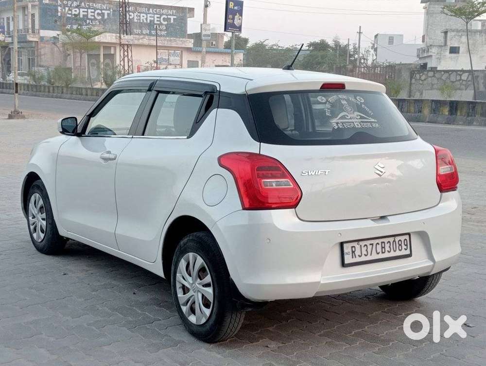 Maruti Suzuki Swift 1.2 Vxi (o), 2021, Petrol