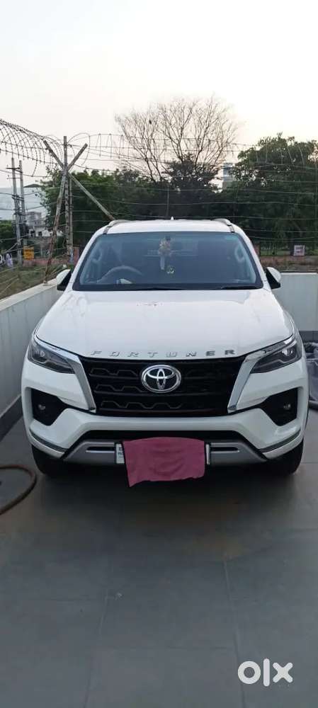 Toyota Fortuner Legender 2025