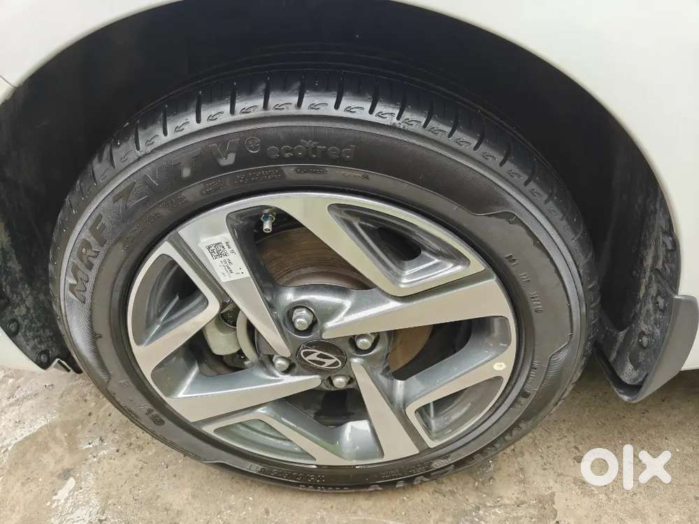 Hyundai Aura Sx Cng Manual 2026