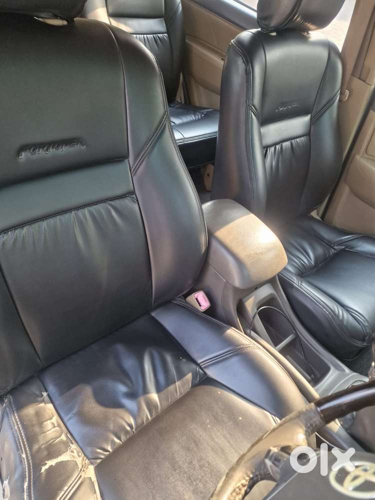 Toyota Fortuner Diesel 2012