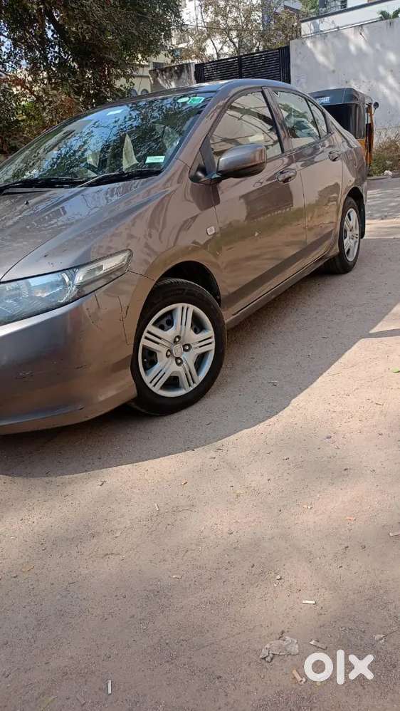 Honda City Zx 2011 Petrol Well Maintained