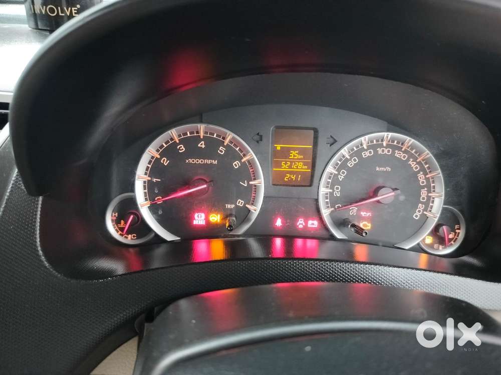 Maruti Suzuki Swift Dzire 1.2 Vxi Bsiv, 2015, Petrol