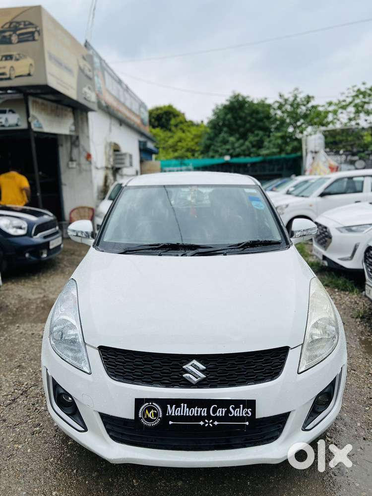 Maruti Suzuki Swift Vxi Optional, 2017, Petrol