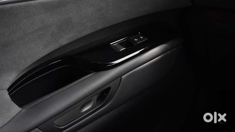 Lexus Lm 350h 4 Str Ultra Luxury, 2024, Petrol