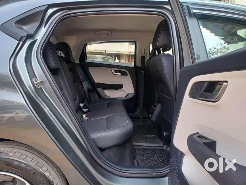 Tata Altroz Xz, 2023, Petrol
