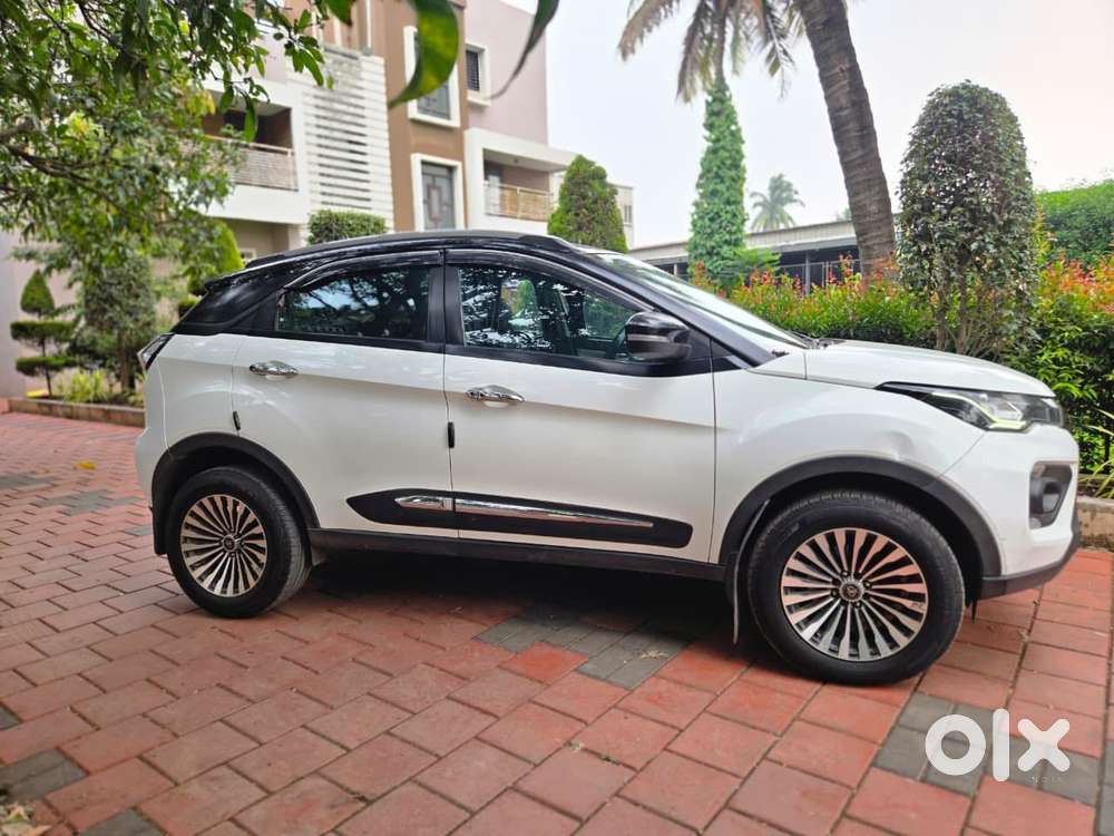 Tata Nexon 1.2 Revotron Xza Plus (o) Amt, 2022, Diesel